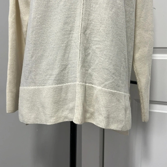 Talbots Pure Marino Wool Ivory oversized Long Sleeve Cowl Neck Sweater size Med - Picture 3 of 7